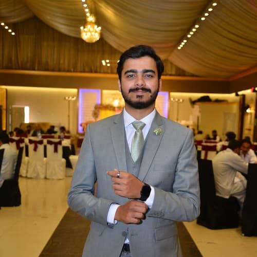 Shah Zaib Manzoor-Contributor