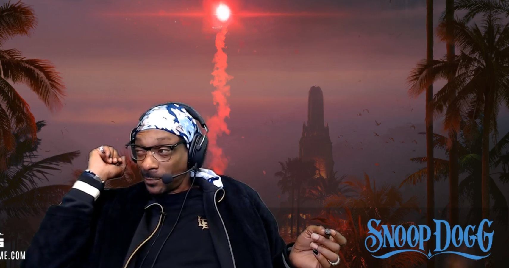 Watch Snoop Dogg Pretend To Play SOS In Livestream