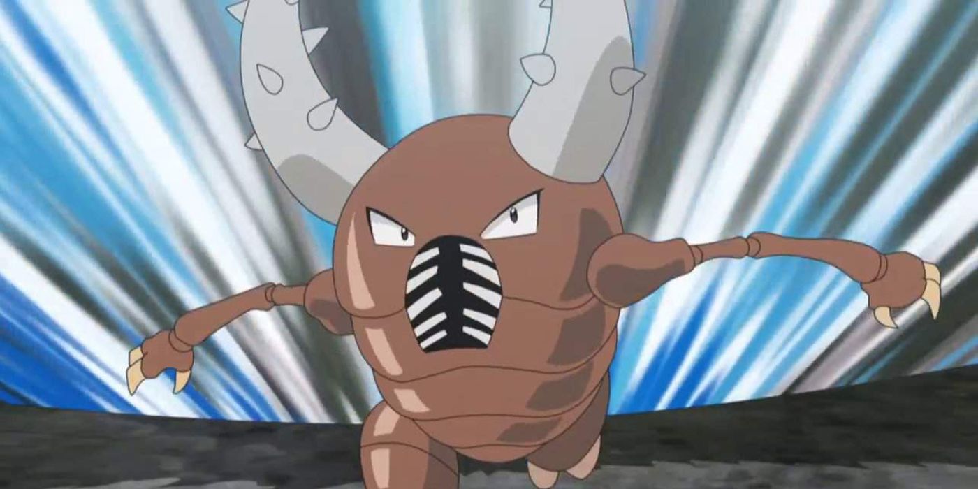 Pinsir charging forward as it prepares to attack.
