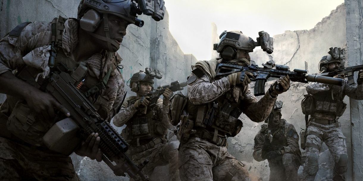 A squad of soldiers preparing to breach in Call of Duty: Modern Warfare