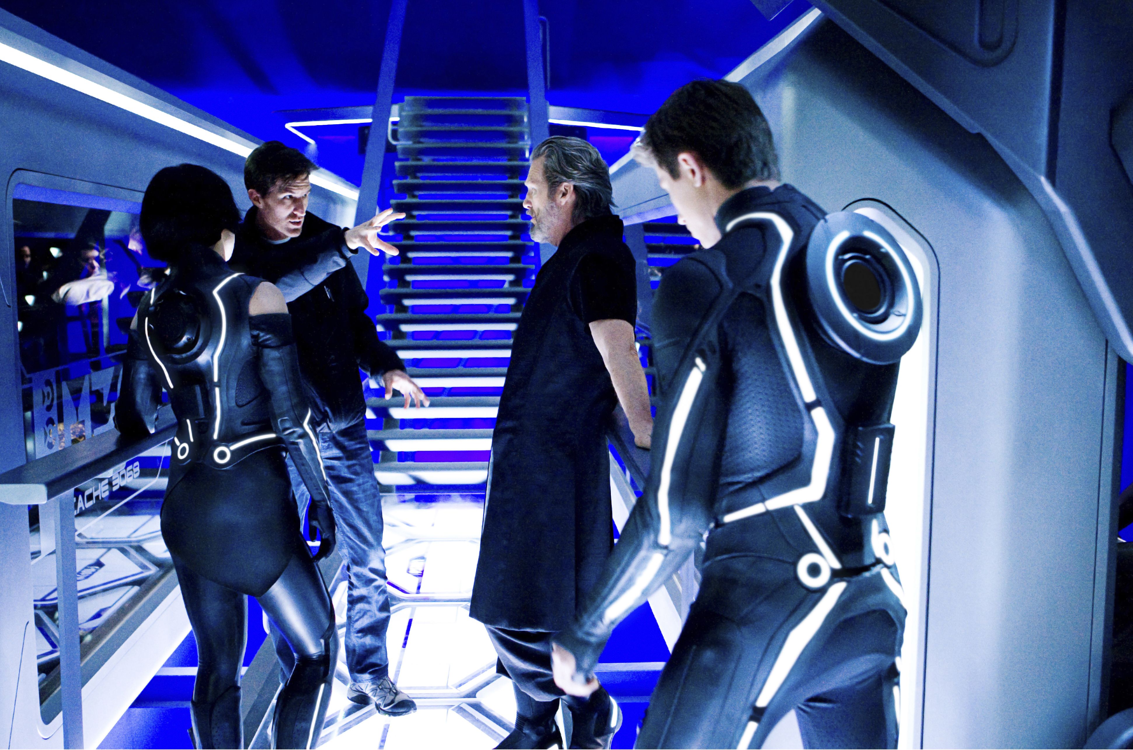 TRON: LEGACY Director Behind the Scenes