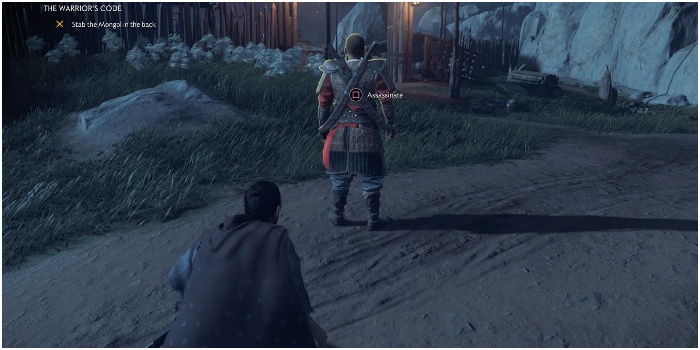 Jin Sakai sneaking up to someone in Ghost of Tsushima
