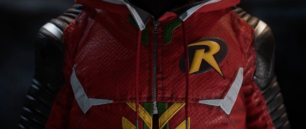 Gotham Knights In Game screenshot of Robin costume close up