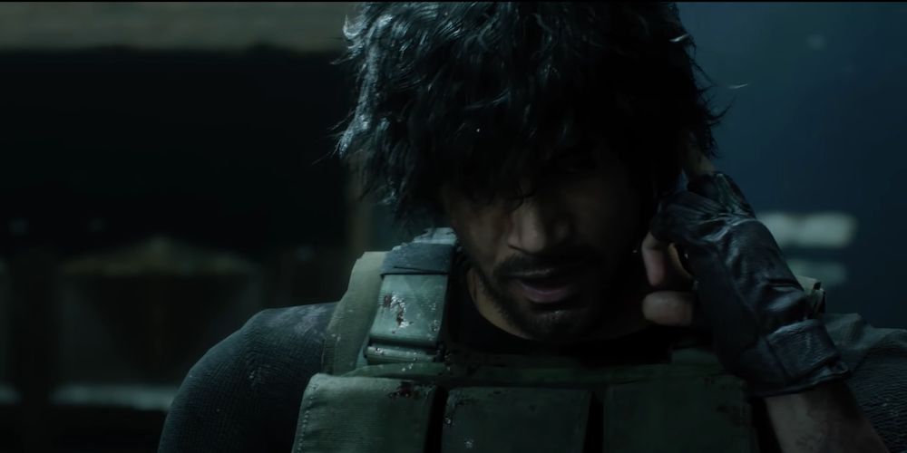 Carlos Resident Evil 3 Remake talking with earpiece copy