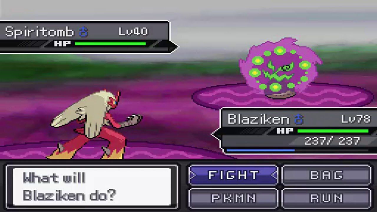 Blaziken Spiritomb Pokemon fight