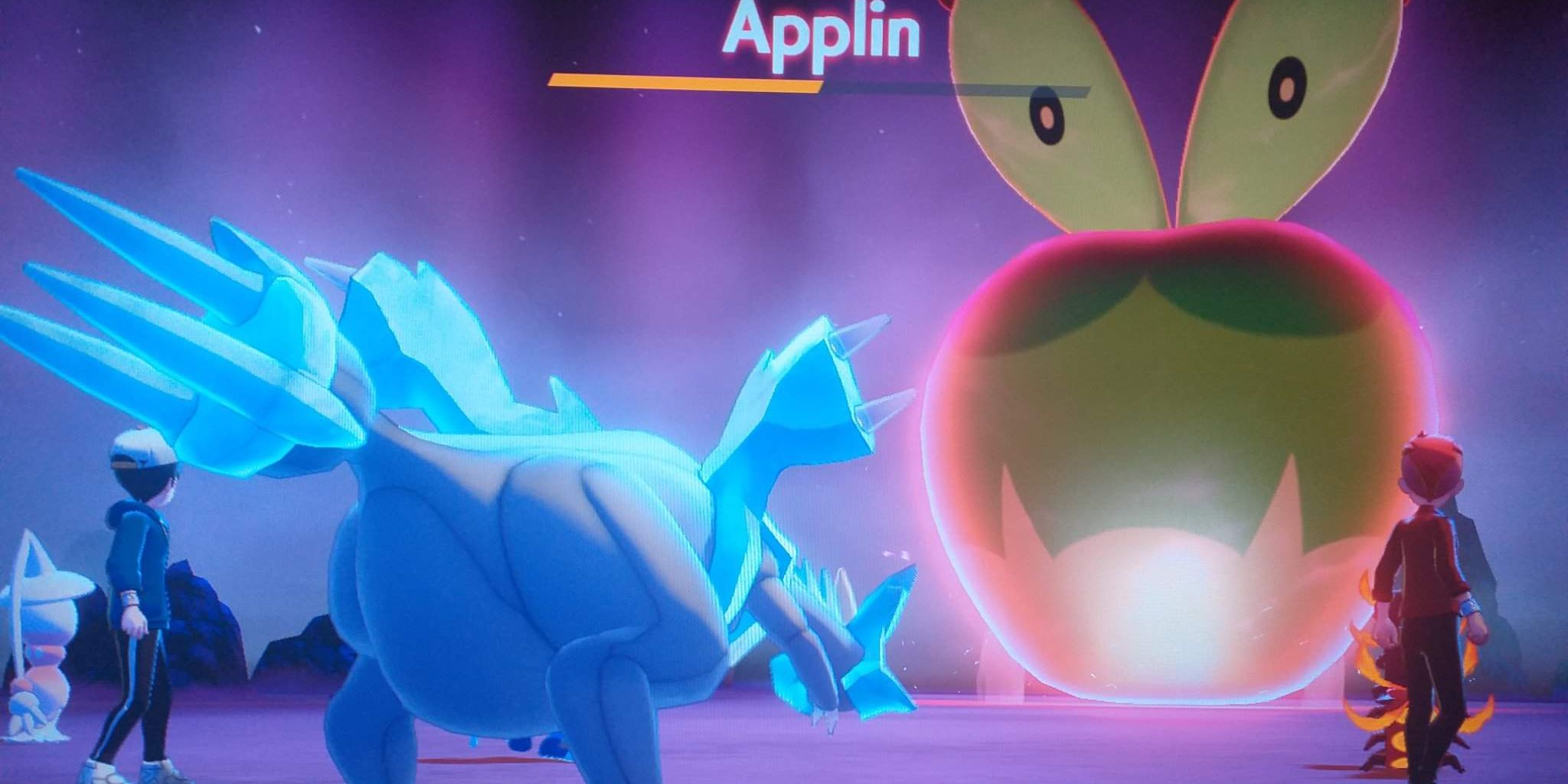 Pokemon Sword Shield Giant Shiny Applin Battle
