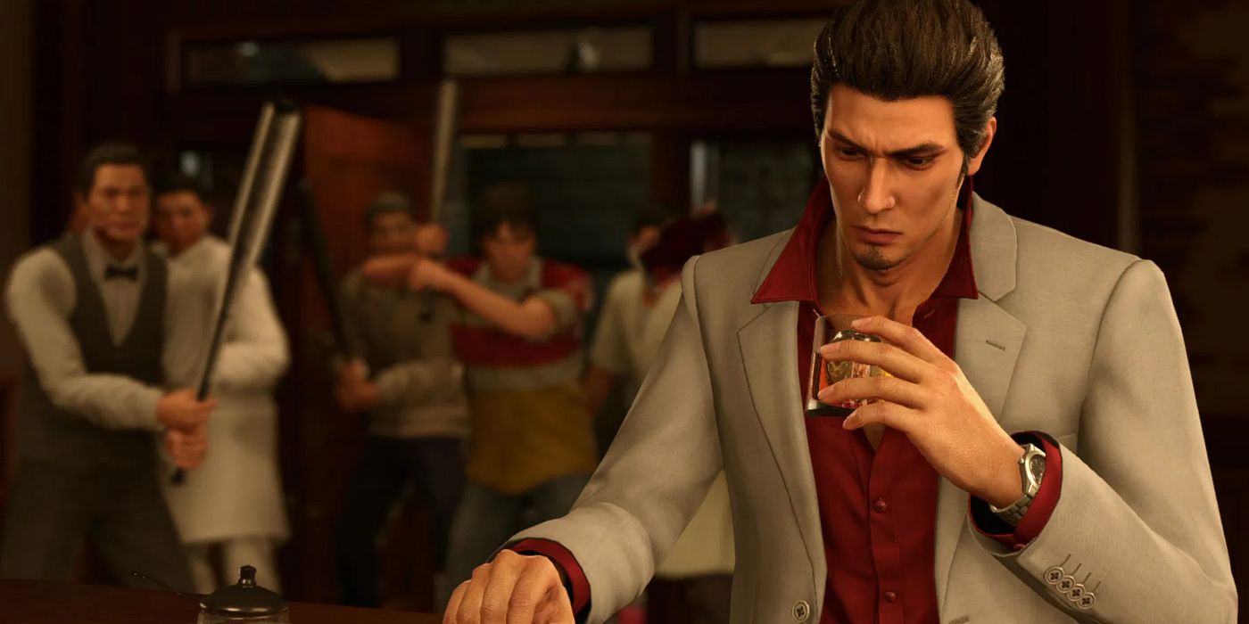 Yakuza: People Afraid Of Kiryu For Just Sitting Around