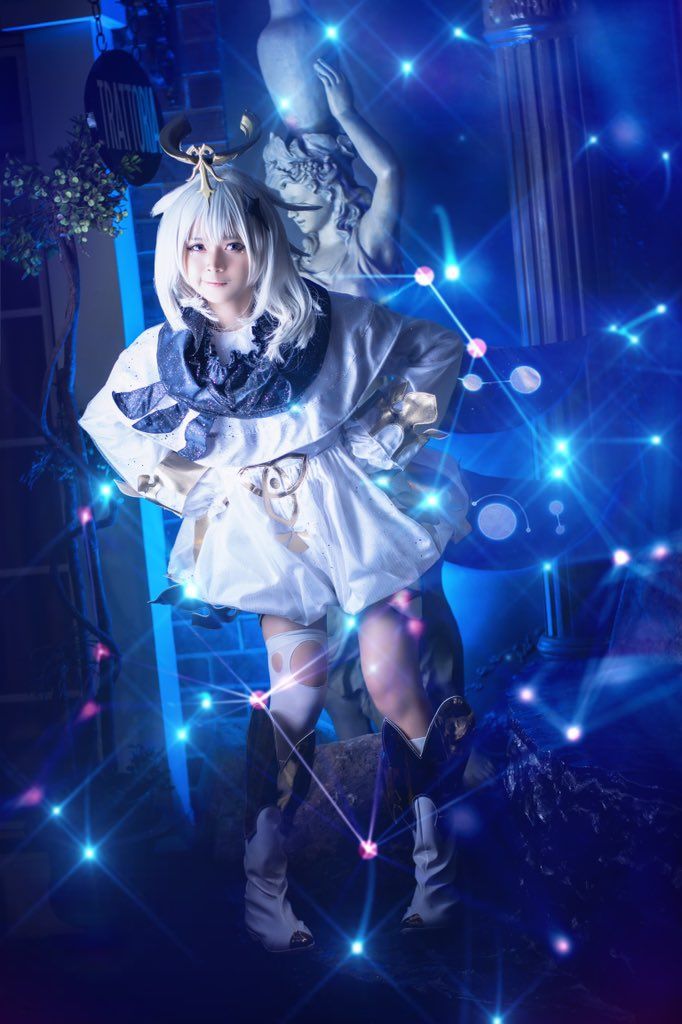Paimon Cosplay