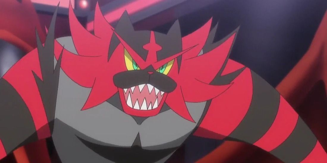 Incineroar intimidating its opponent in the Pokemon Anime