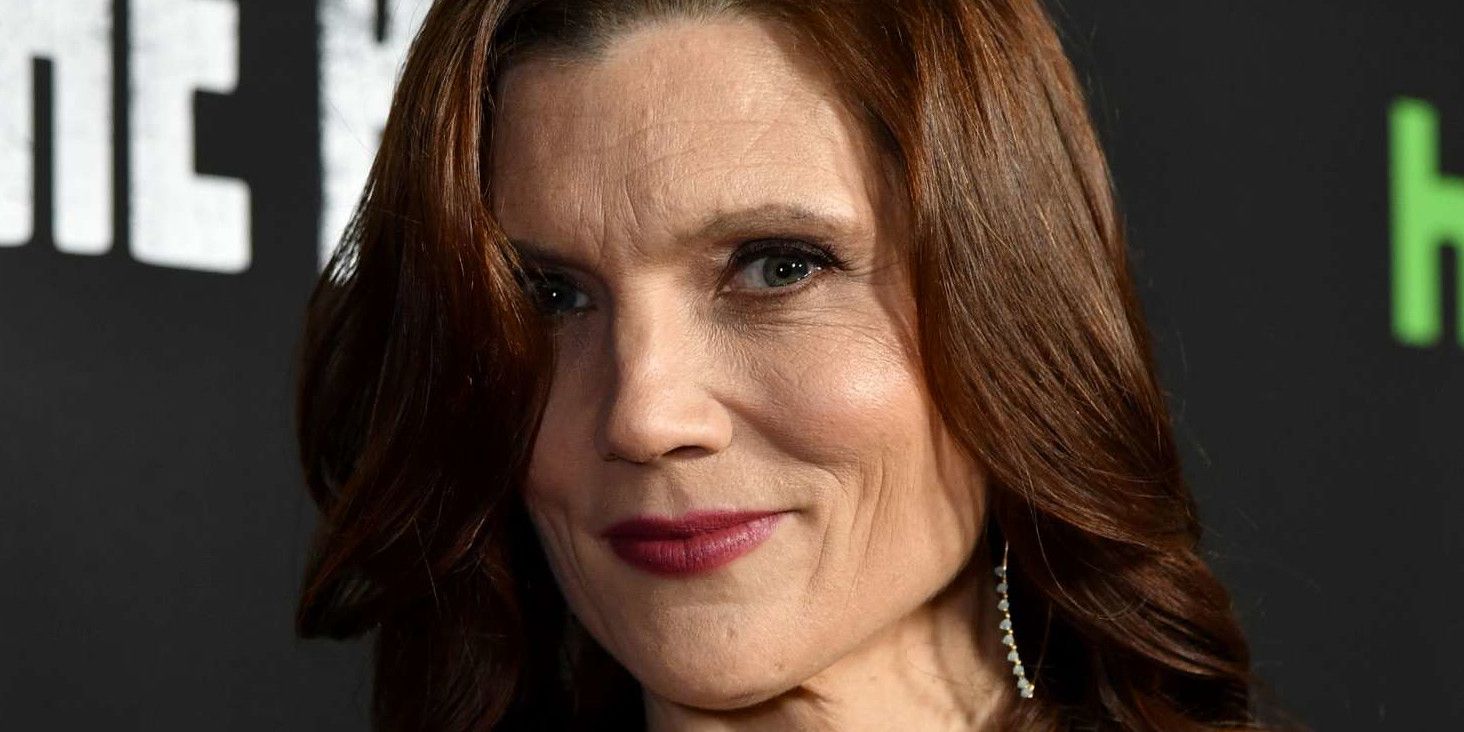 kaili vernhoff, the actor who played susan at a premiere