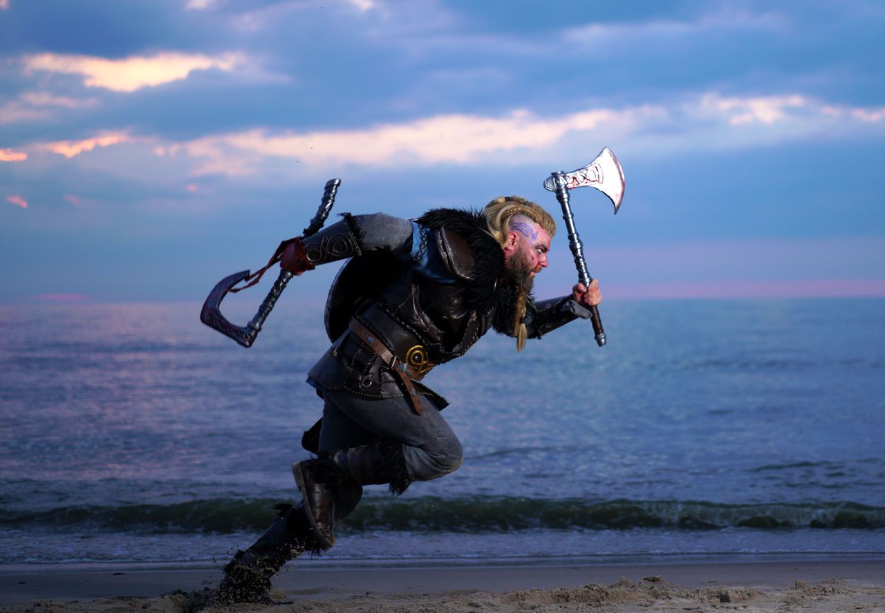 Male Eivor cosplay from Assassin's Creed Valhalla by Spearcos on Deviantart