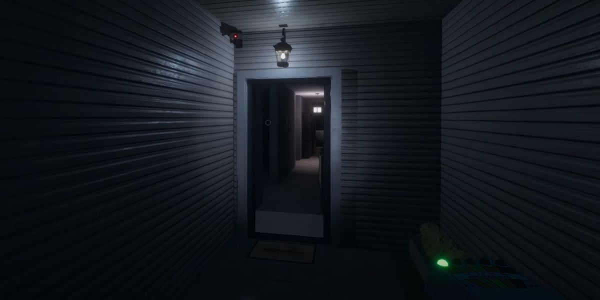A screenshot before entering one of the maps in Phasmophobia