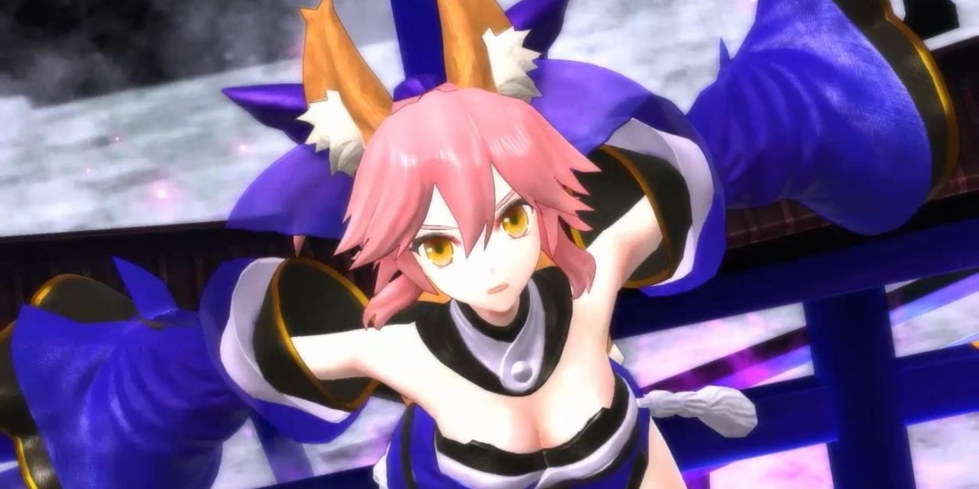 Tamamo running in a fight.