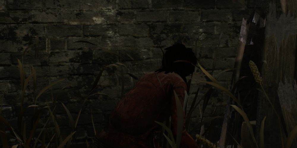 Claudette from Dead by Daylight crouching