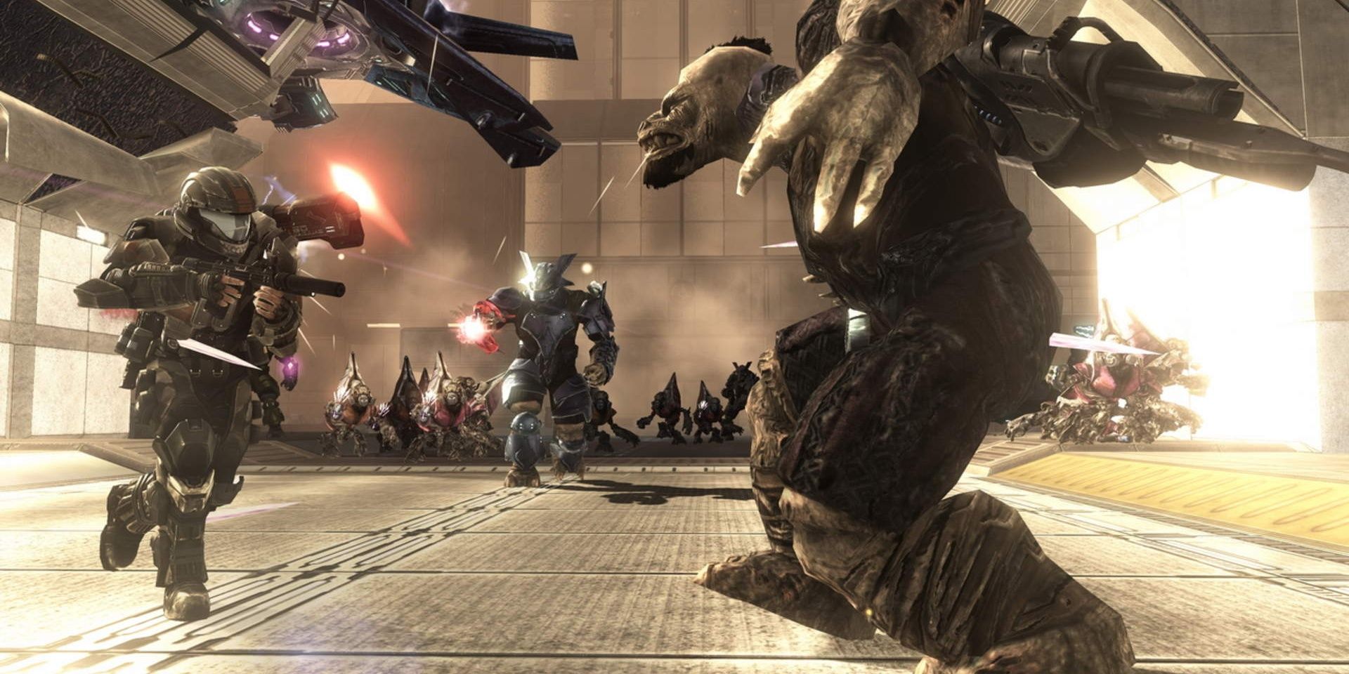 ODST fighting Brute with Covenant squad behind him