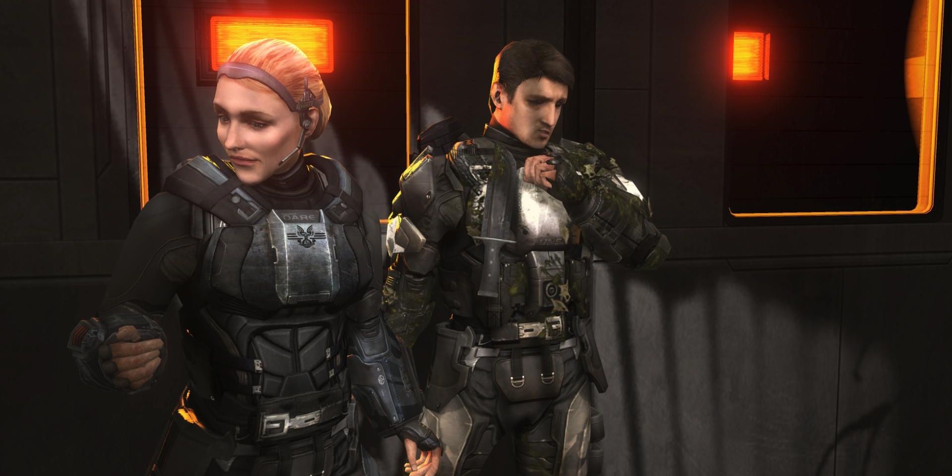Dare and Buck chatting together.