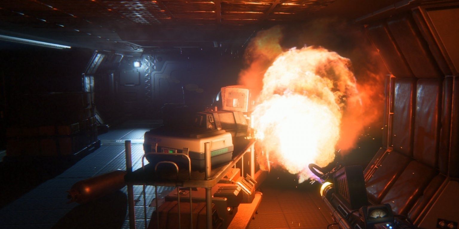 Alien Isolation Screenshot Attacking With Flamethrower