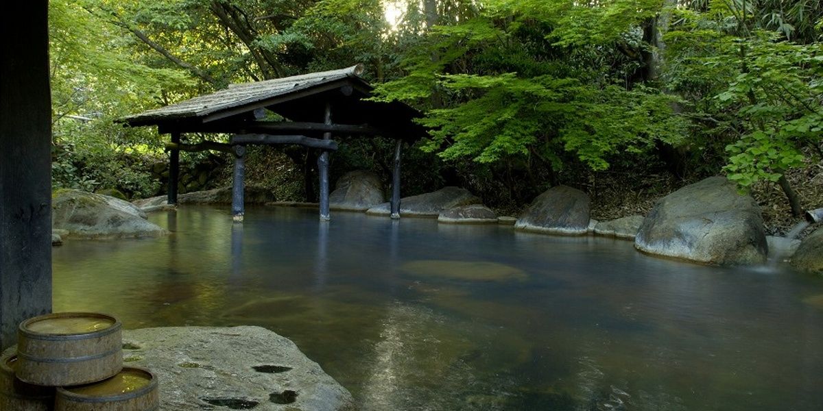 An onsen in Aso, Japan, which Lavaridge Town in Pokemon may be based on