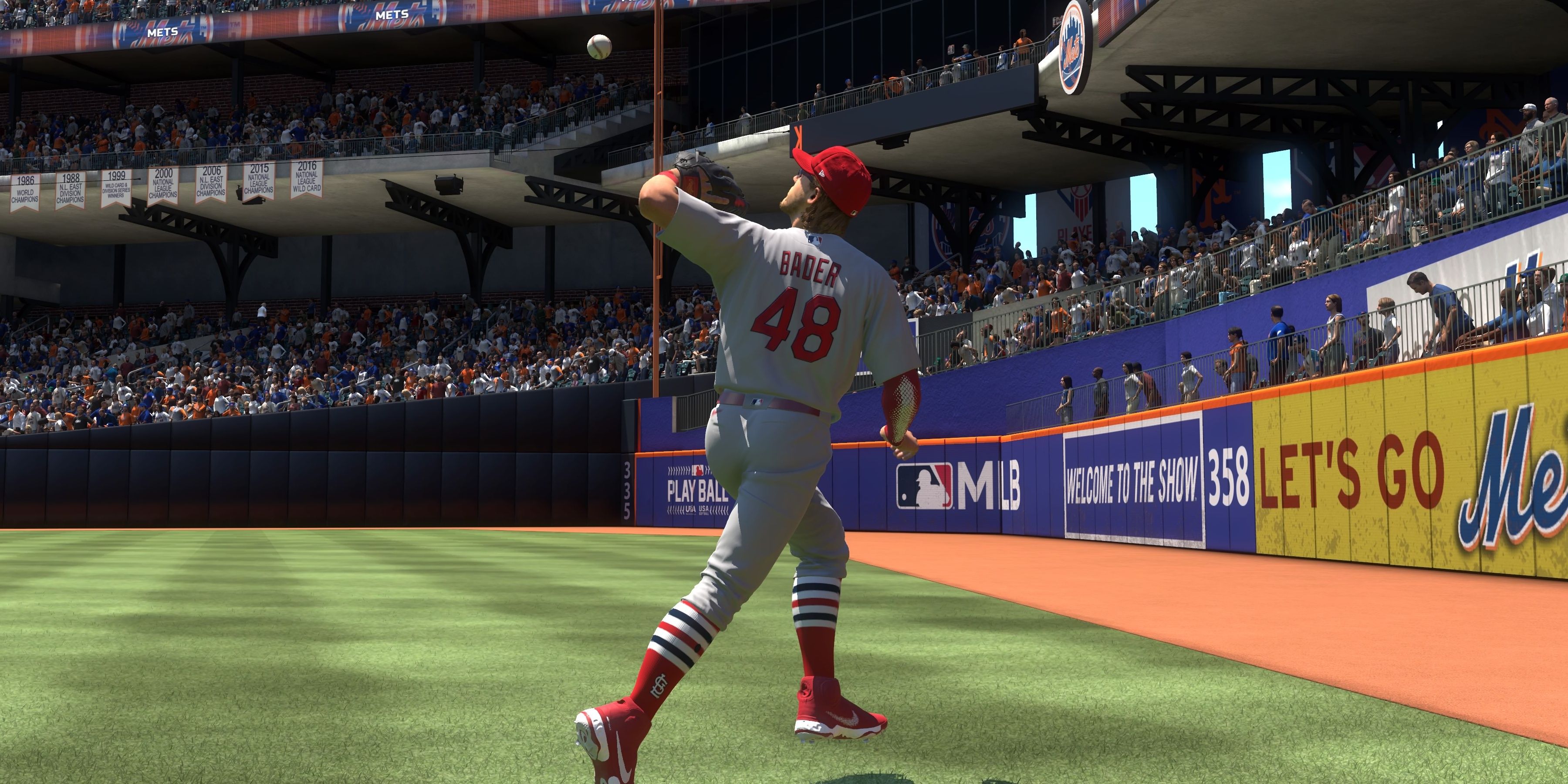 Harrison Bader catching fly ball