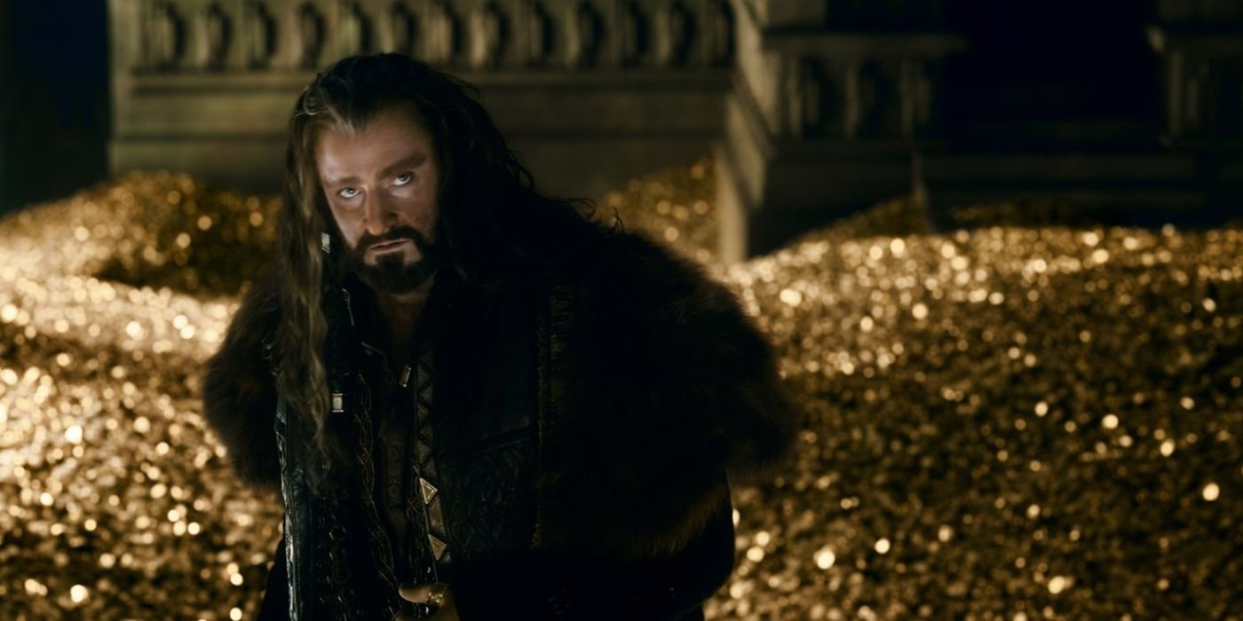 The Hobbit - Thorin Oakenshield surrounded by gold