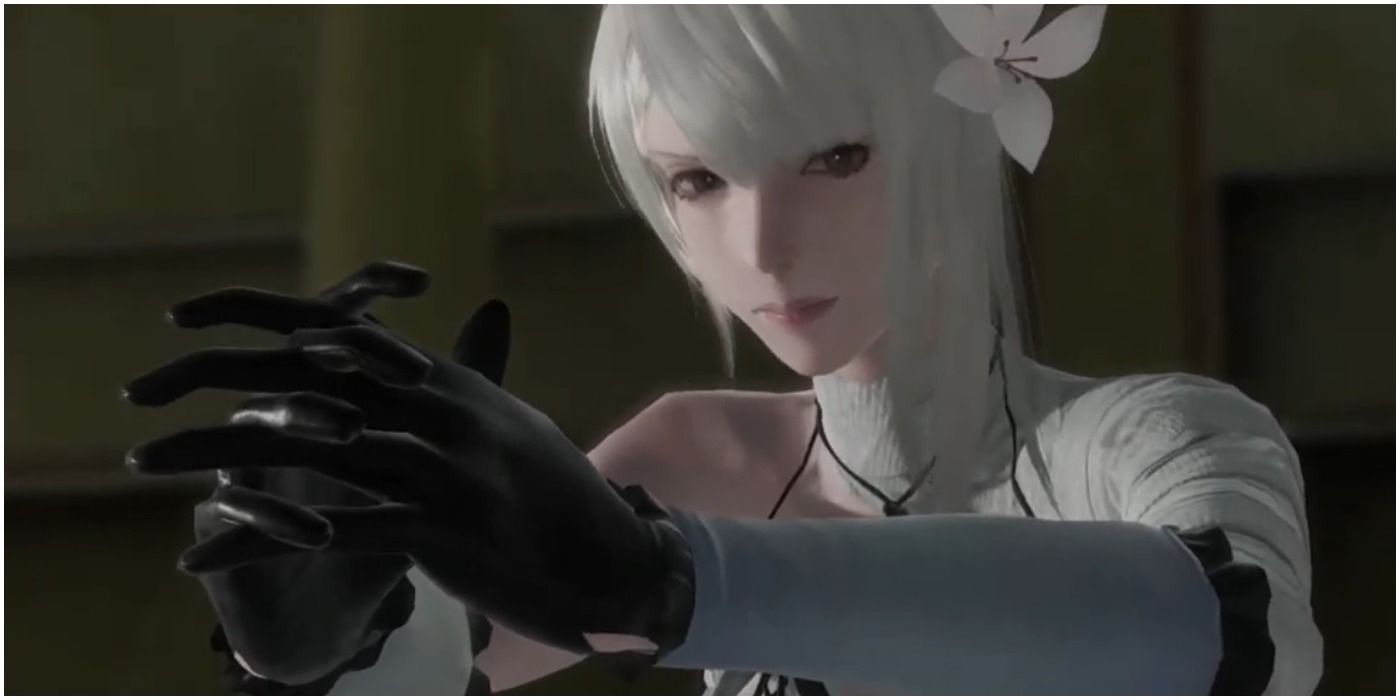 Kainé puts her hands together