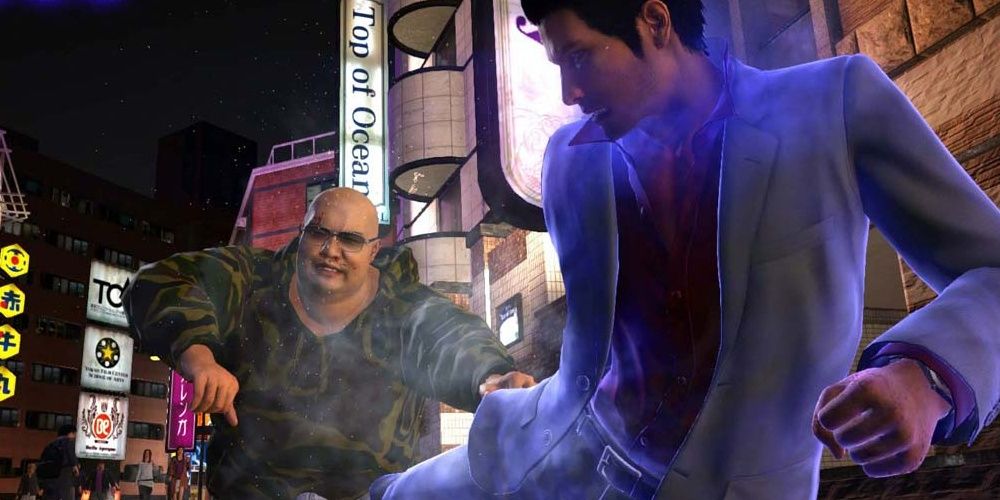 yakuza 6 kiryu attacking thug