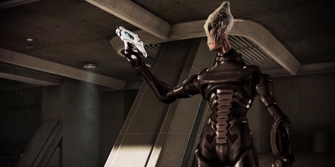 Captain Kirrahe prepares to shoot at Cerberus soldiers (offscreen) in Mass Effect 3
