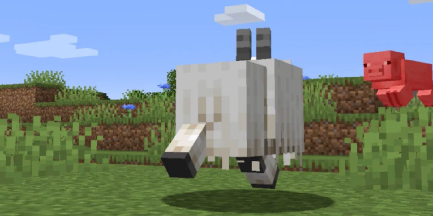 Minecraft screaming goat ramming into a pig