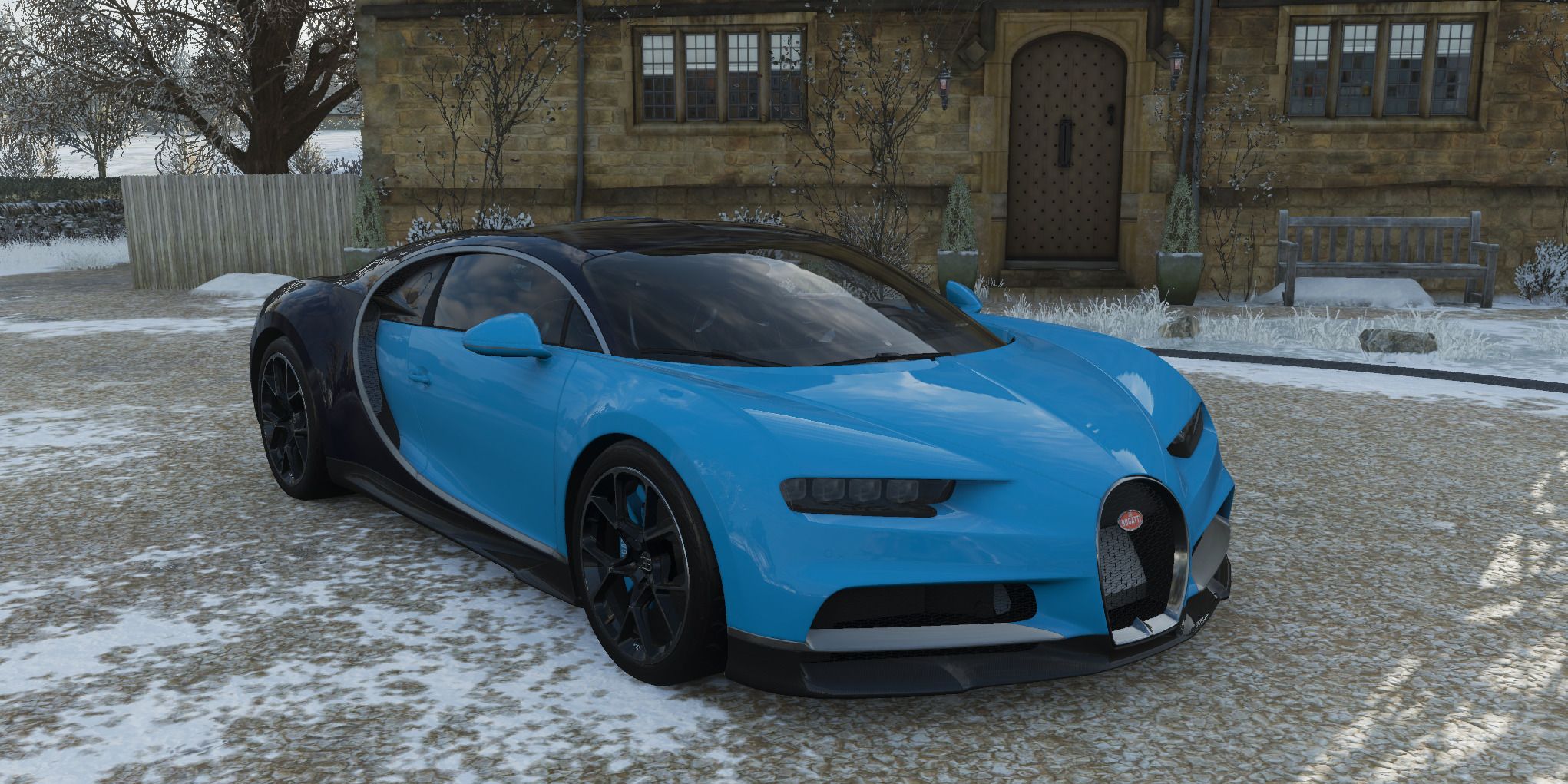 A blue Bugatti Chiron 2018 in Forza Horizon 4