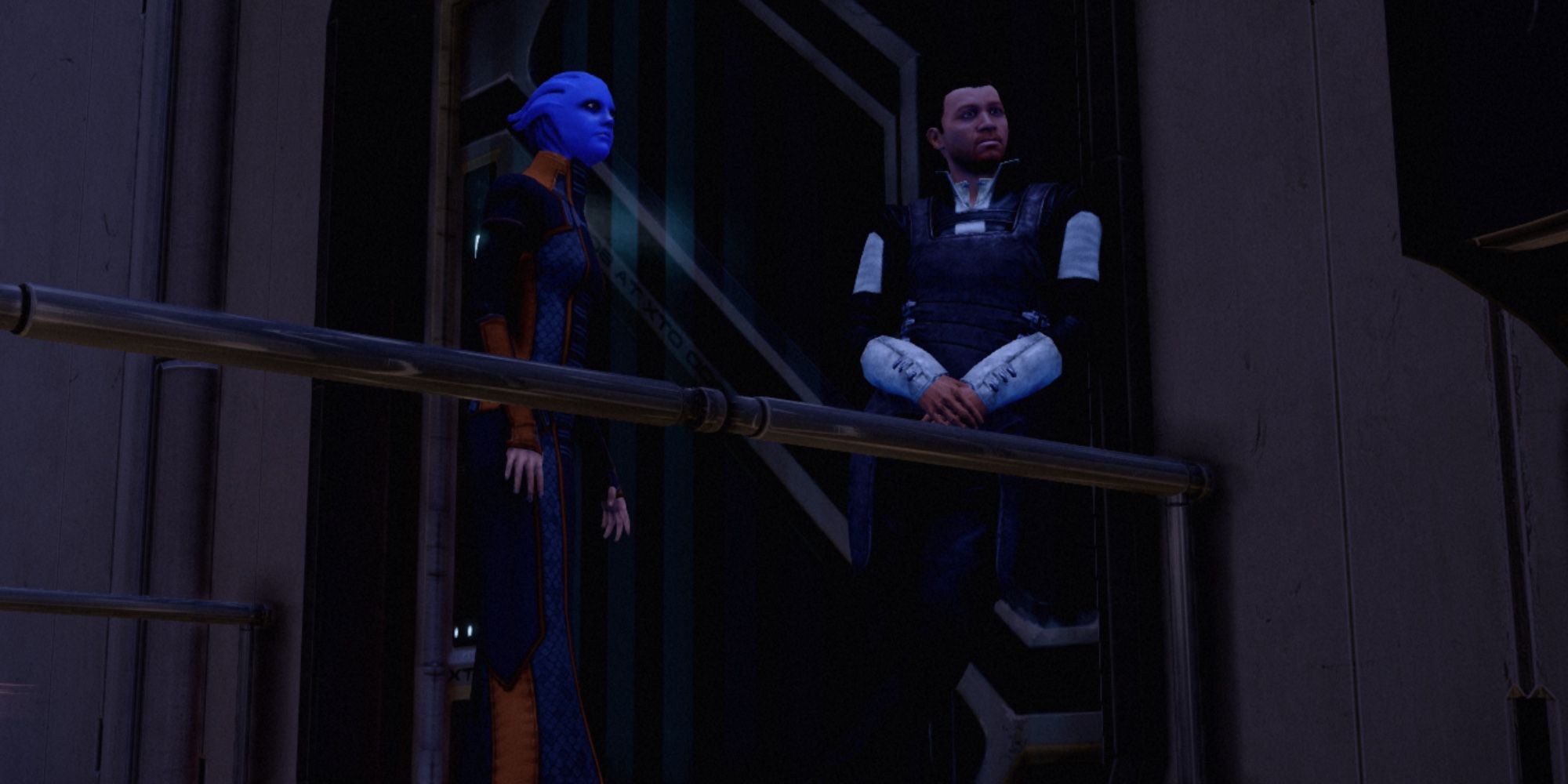 Mass Effect 2 Hands-2