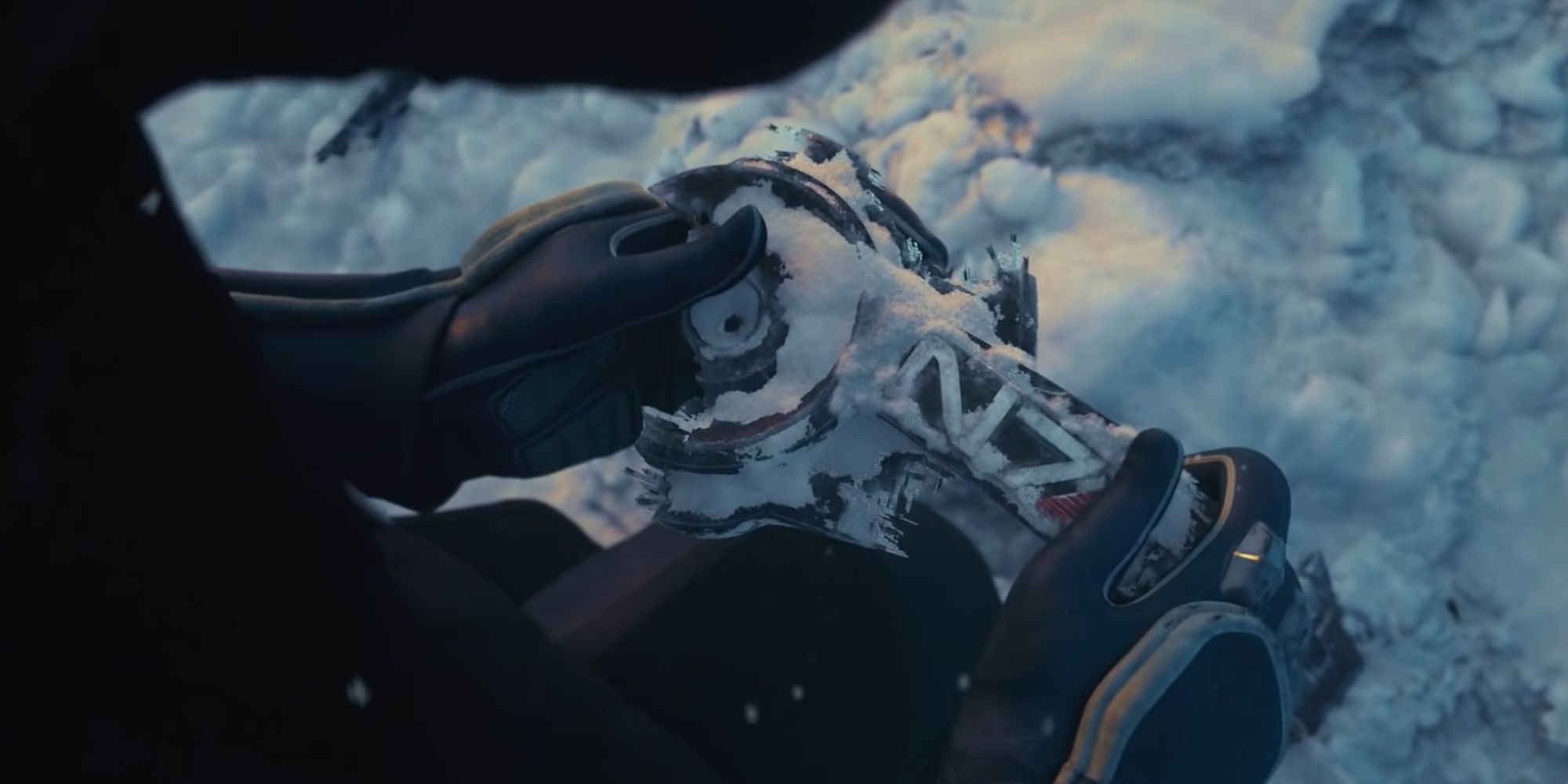 N7 logo in the last Mass Effect trailer featuring Liara