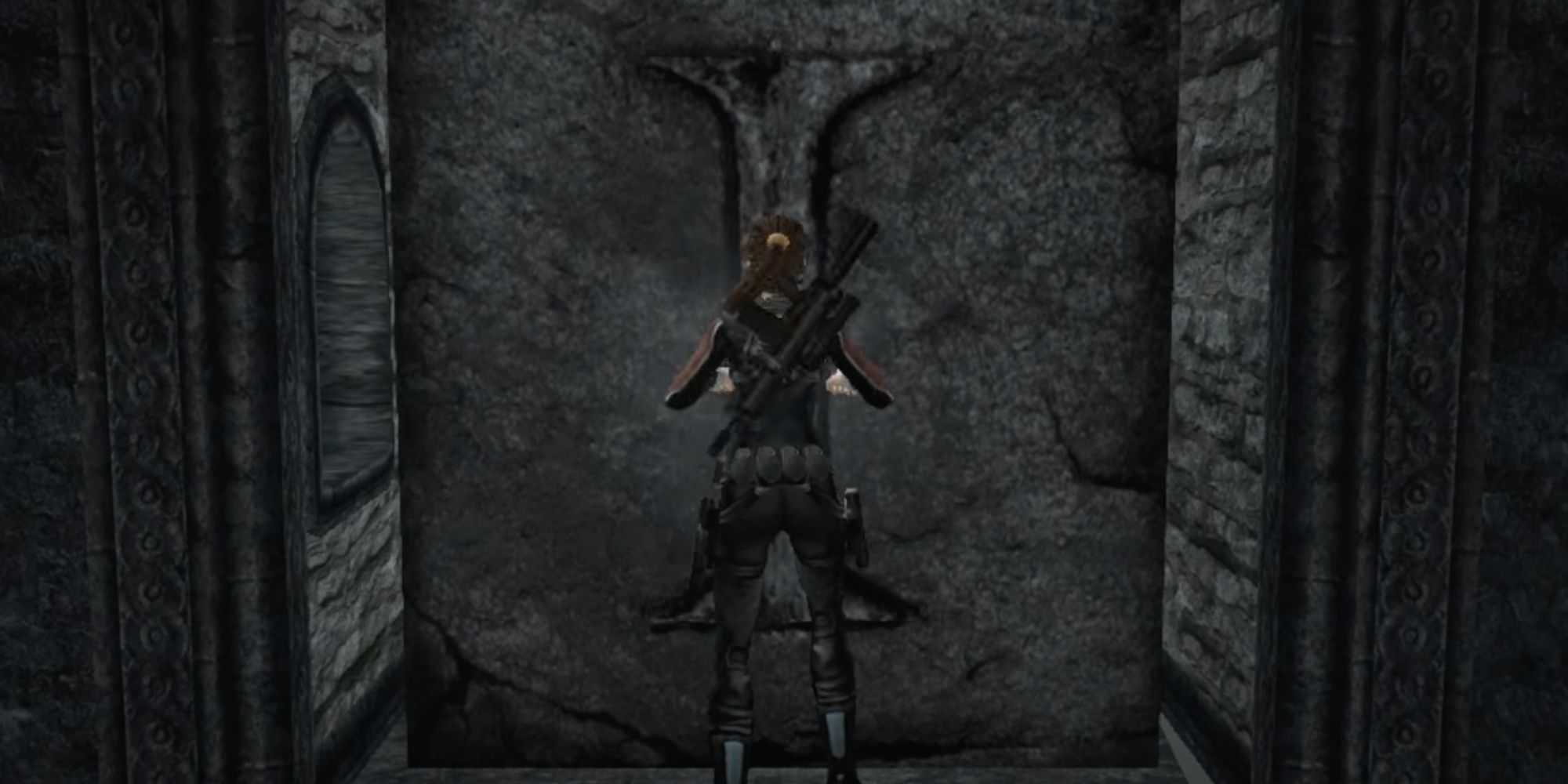 Lara pushing the first block into place for the gold reward in England, Tomb Raider Legend.