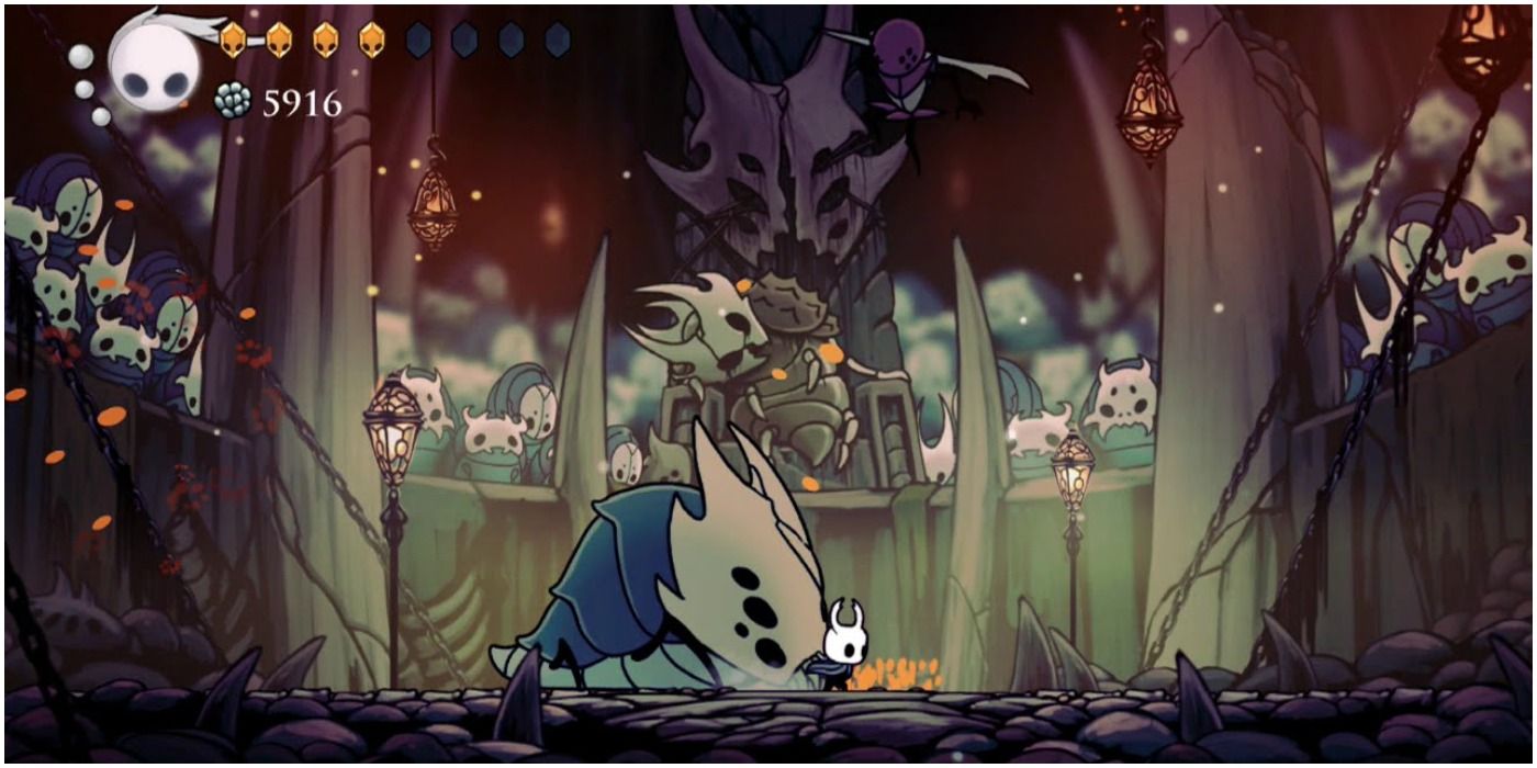 Fighting the God Tamer at the end of the Trial of the Fool in Hollow Knight
