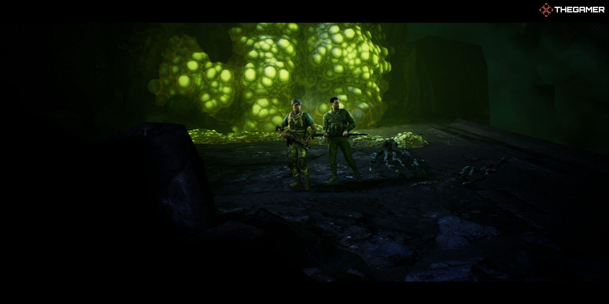 House of Ashes - Brothers - Jason and Salim in the city