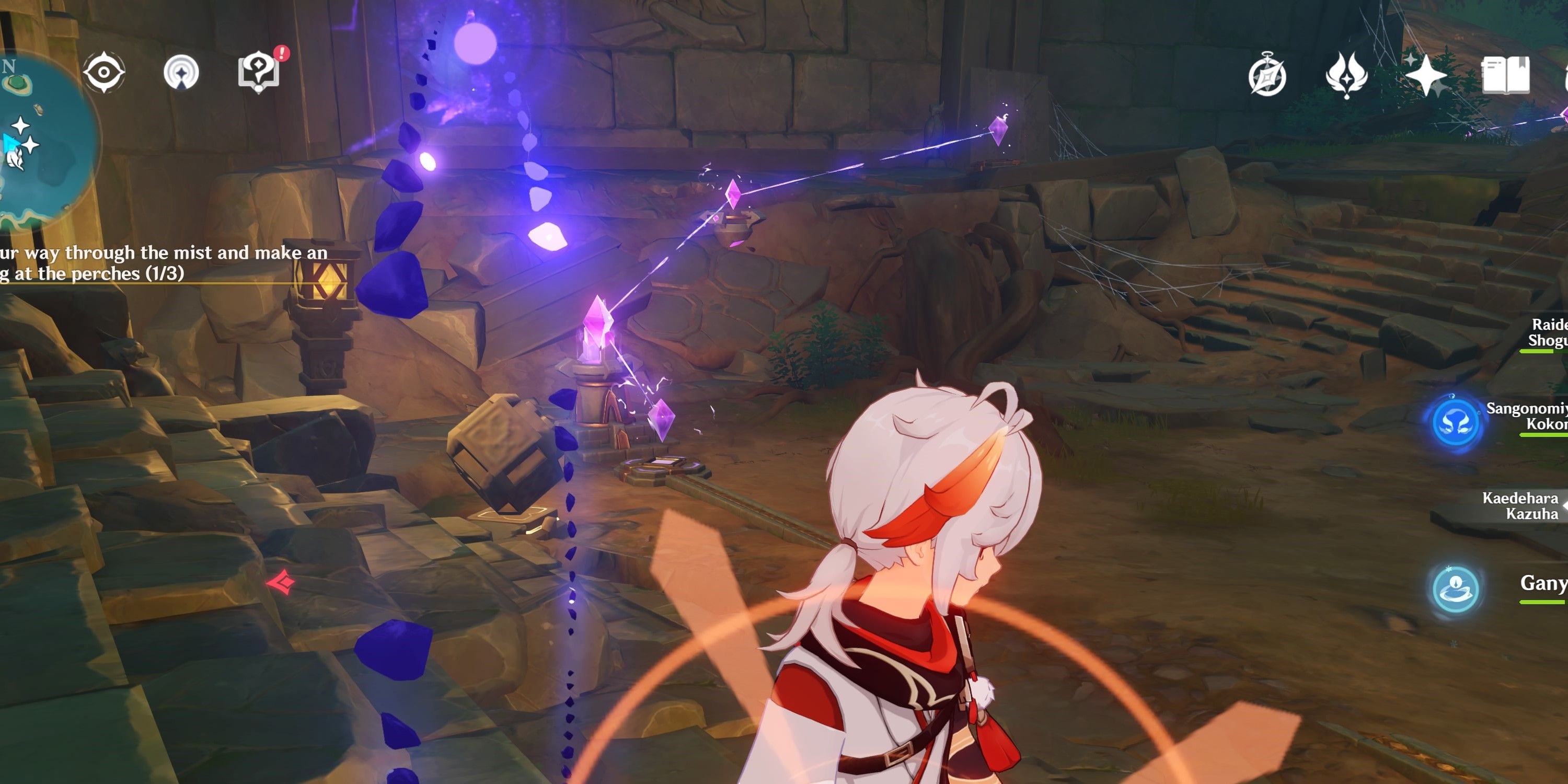 The stones make a slightly curved line that peaks by the cube next to a torch.