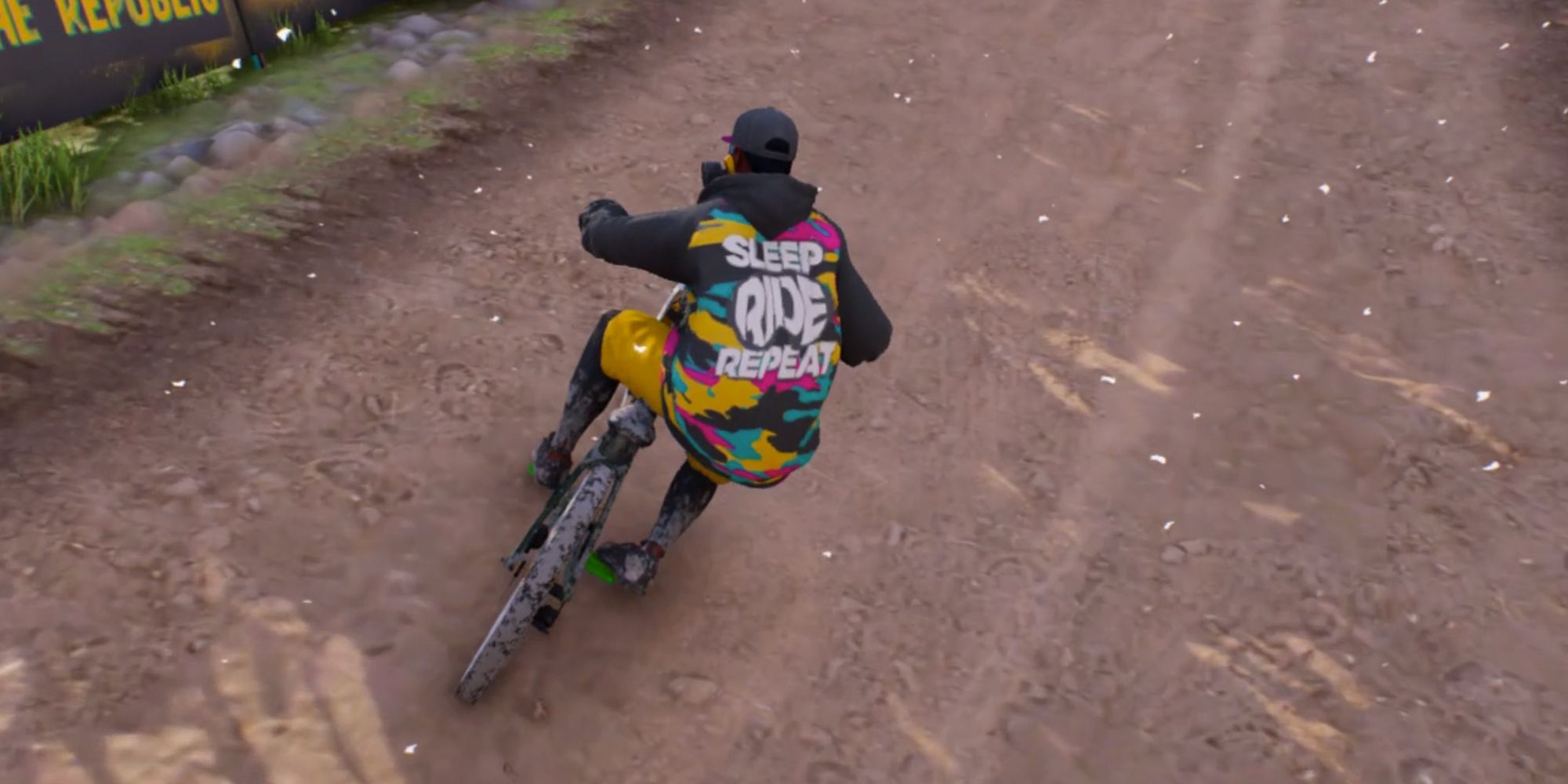 Riders Republic. Bike rider on a dirt path.