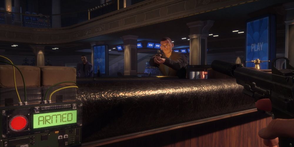 Blood And Truth: Hiding behind a bar with a detonator in one hand and a gun in the other
