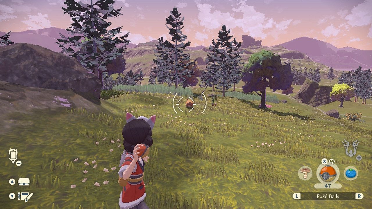 Pokemon legends arceus throwing a poke ball