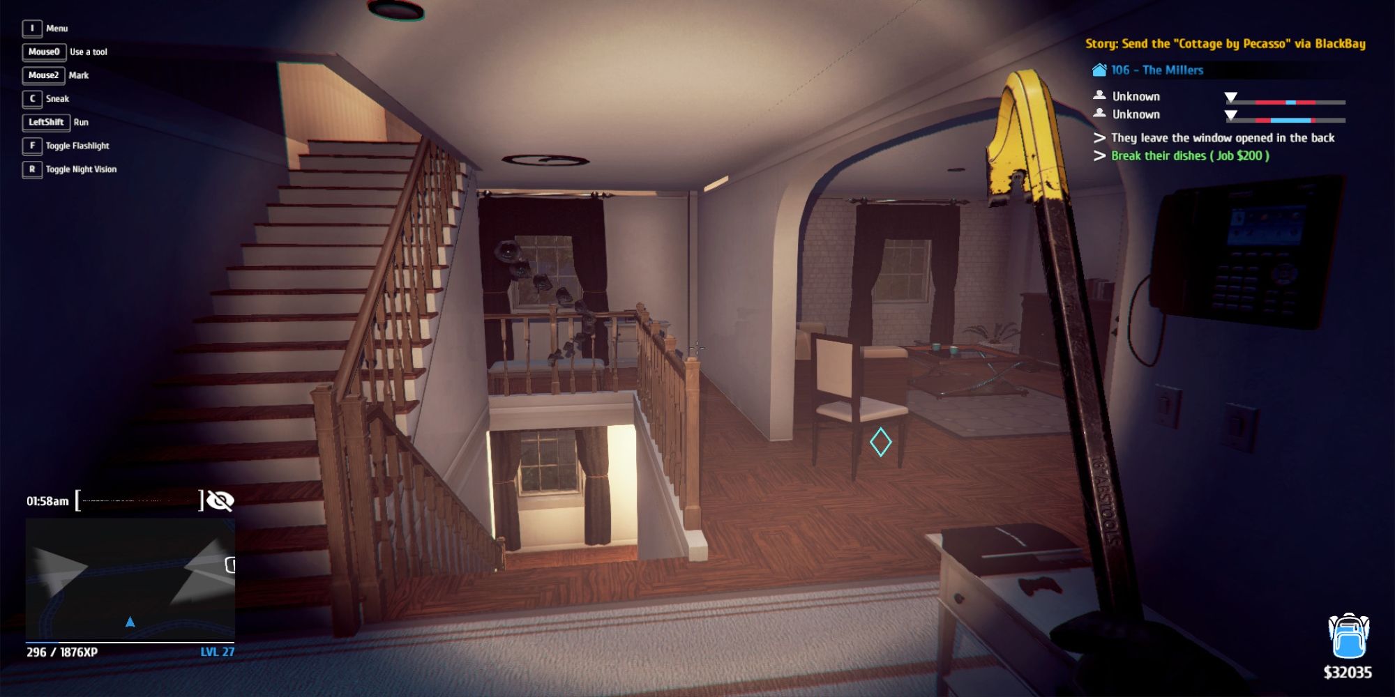 The player is pulling a heist in Thief Simulator.