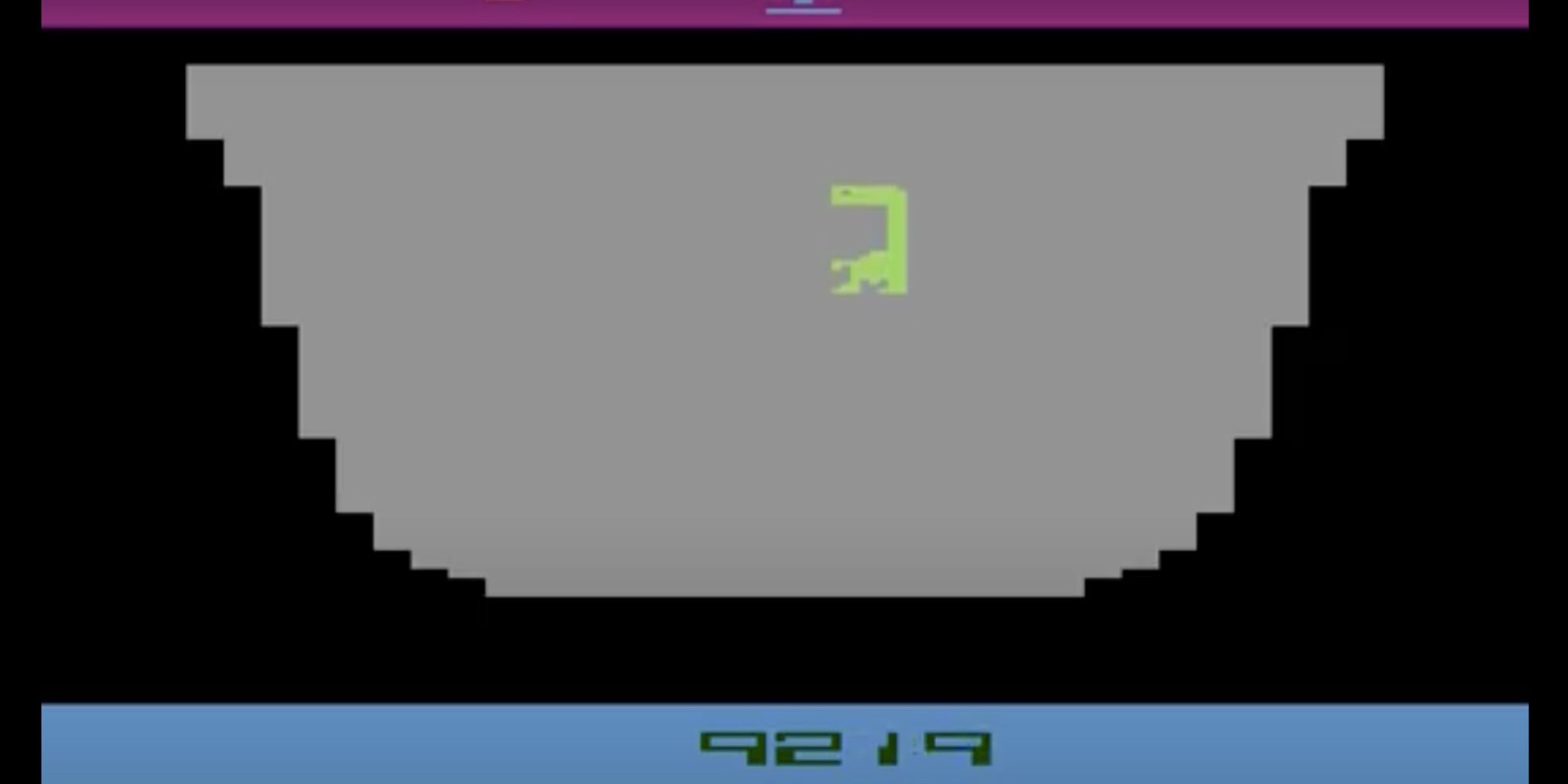 e.t. stretching out his neck in the e.t. atari game