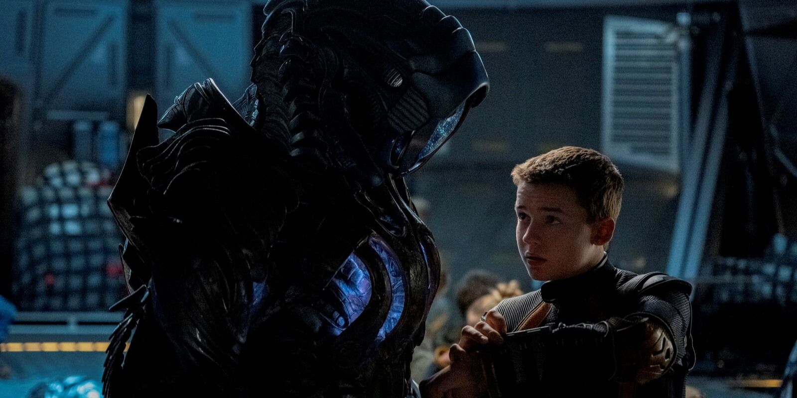 Lost in Space still (1)