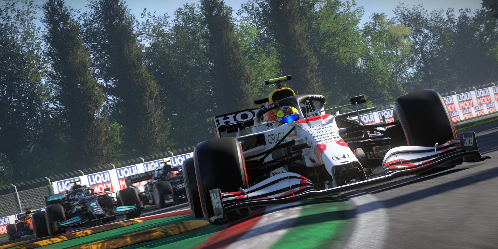 A screenshot showing gameplay in F1 2021