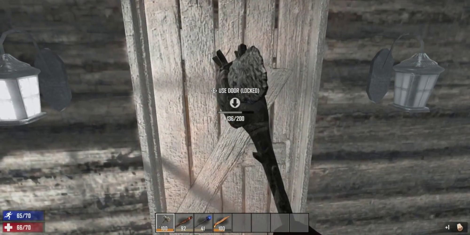 7 Days to Die breaking down a door