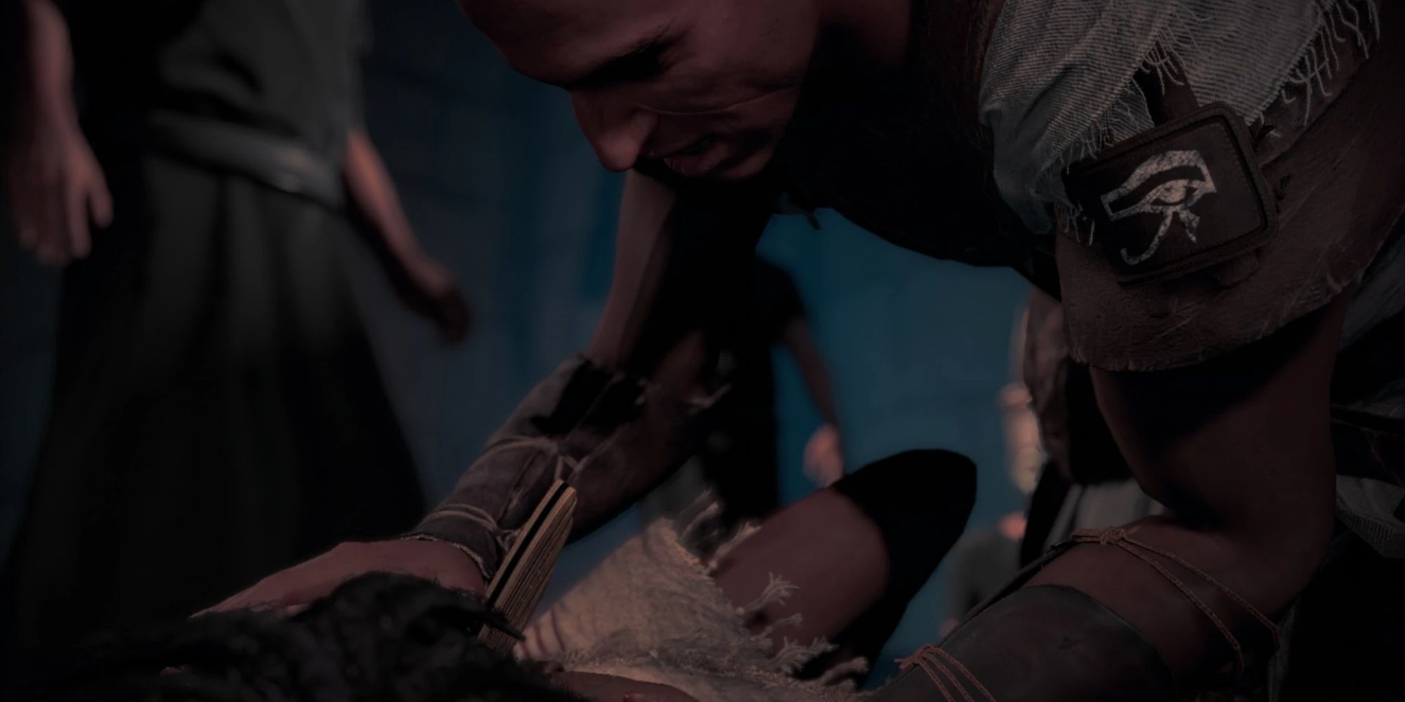 Assassin's Creed Origins Screenshot of Bayek Holding Khemu Death