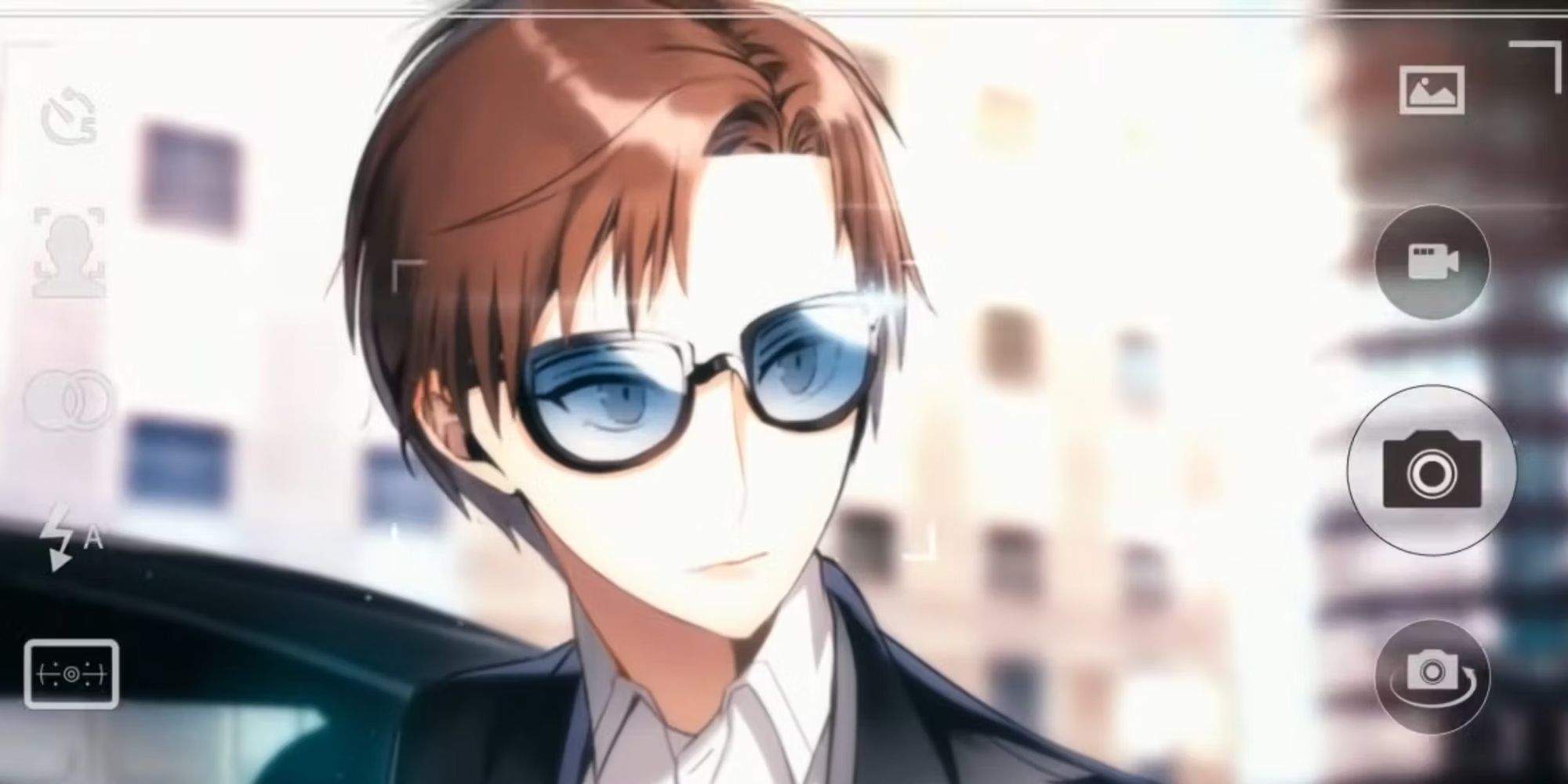 Jaehee Kang in a photo with sunglasses