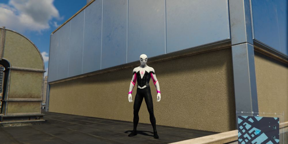 Spider-Man suit mods Gwen cosplay