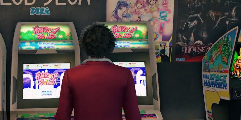 Ichiban getting ready to play some Fantasy Zone
