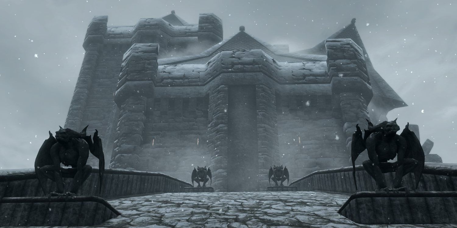 Skyrim screenshot of Castle Volkihar.