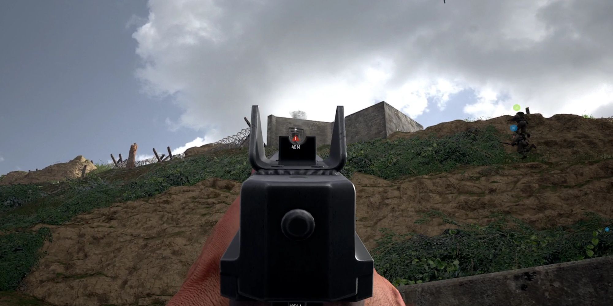 Hell Let Loose: Officer Suppressing MG Bunker Whilst Squad Assaults