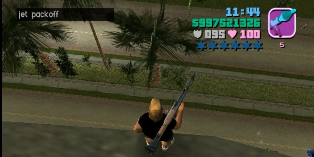 Tommy standing on a roof with a rocket launcher in Grand Theft Auto Vice City